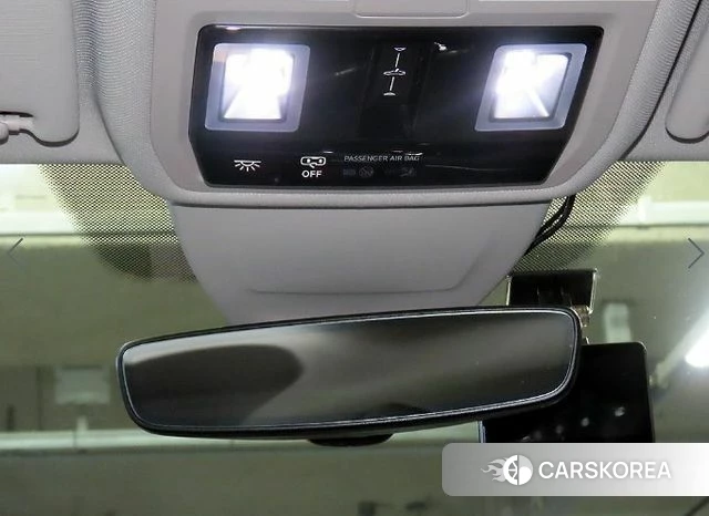 Volkswagen Golf 8th Generation 2023 Белый из Кореи, фото 6