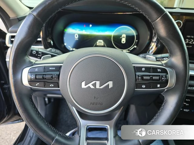 Kia K5 Hybrid 3rd Generation 2022 Черный из Кореи, фото 6