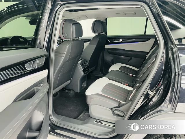 Volkswagen Teramont 2024 Черный из Китая, фото 6