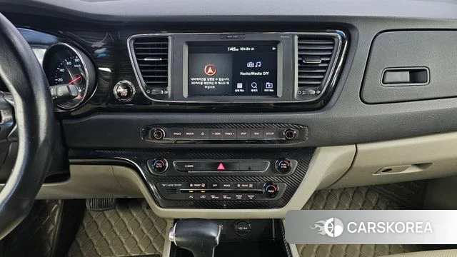Kia The New Carnival 2018 Черный из Кореи, фото 6