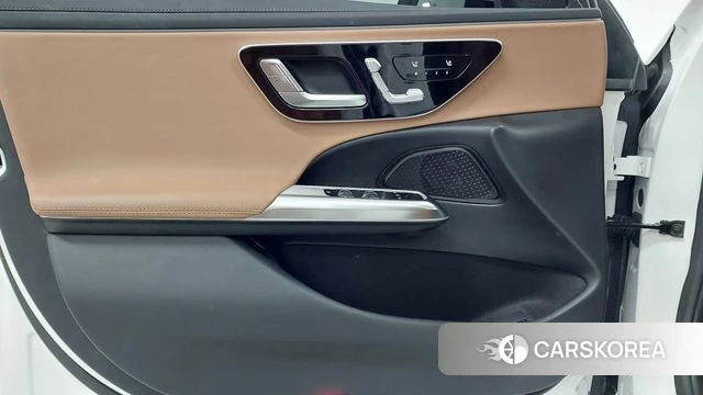 Mercedes-Benz E-Class W214 2025 Белый из Кореи, фото 6