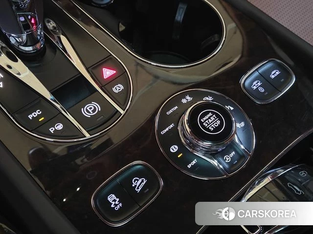 Bentley Bentayga id 4759618 из Кореи 7