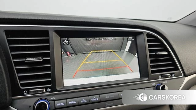 Hyundai Avante AD 2018 Белый из Кореи, фото 6