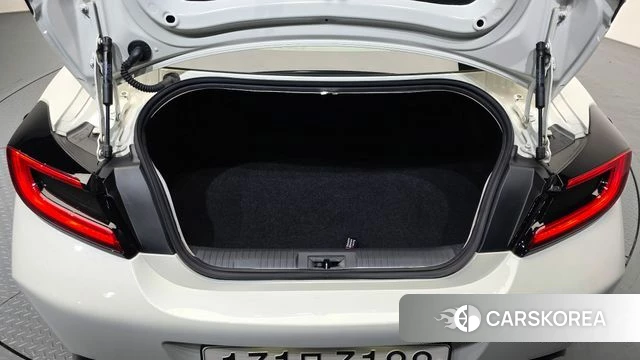 Toyota GR86 2022 Белый из Кореи, фото 6