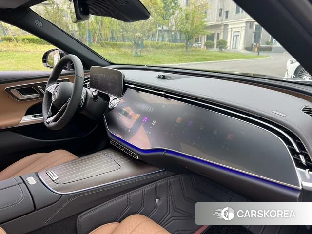 Mercedes-Benz E-Class 2024 Черный из Китая, фото 6
