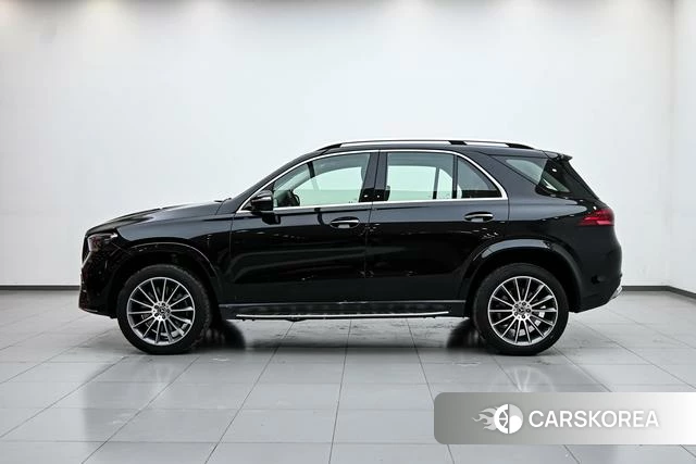 Mercedes-Benz GLE 2023 Черный из Китая, фото 6