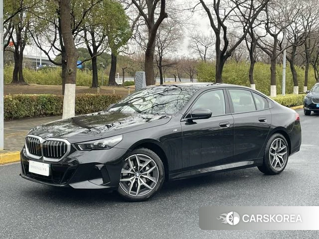 BMW 5 series 2025 Черный из Китая, фото 6
