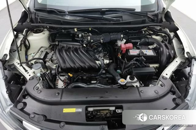 Nissan Sylphy 2022 Белый из Китая, фото 6