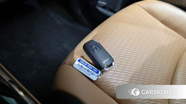 Kia Carnival 4th generation 2023 Белый из Кореи, фото 6