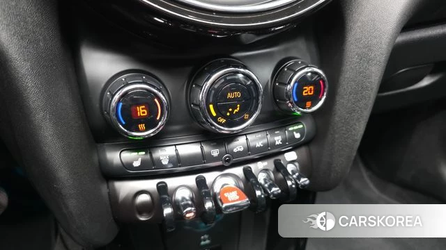 Mini Cooper 2020 Жемчужный цвет из Кореи, фото 6