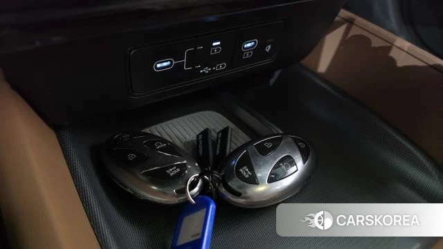 Hyundai Grandeur Hybrid (GN7) 2023 Белый из Кореи, фото 6