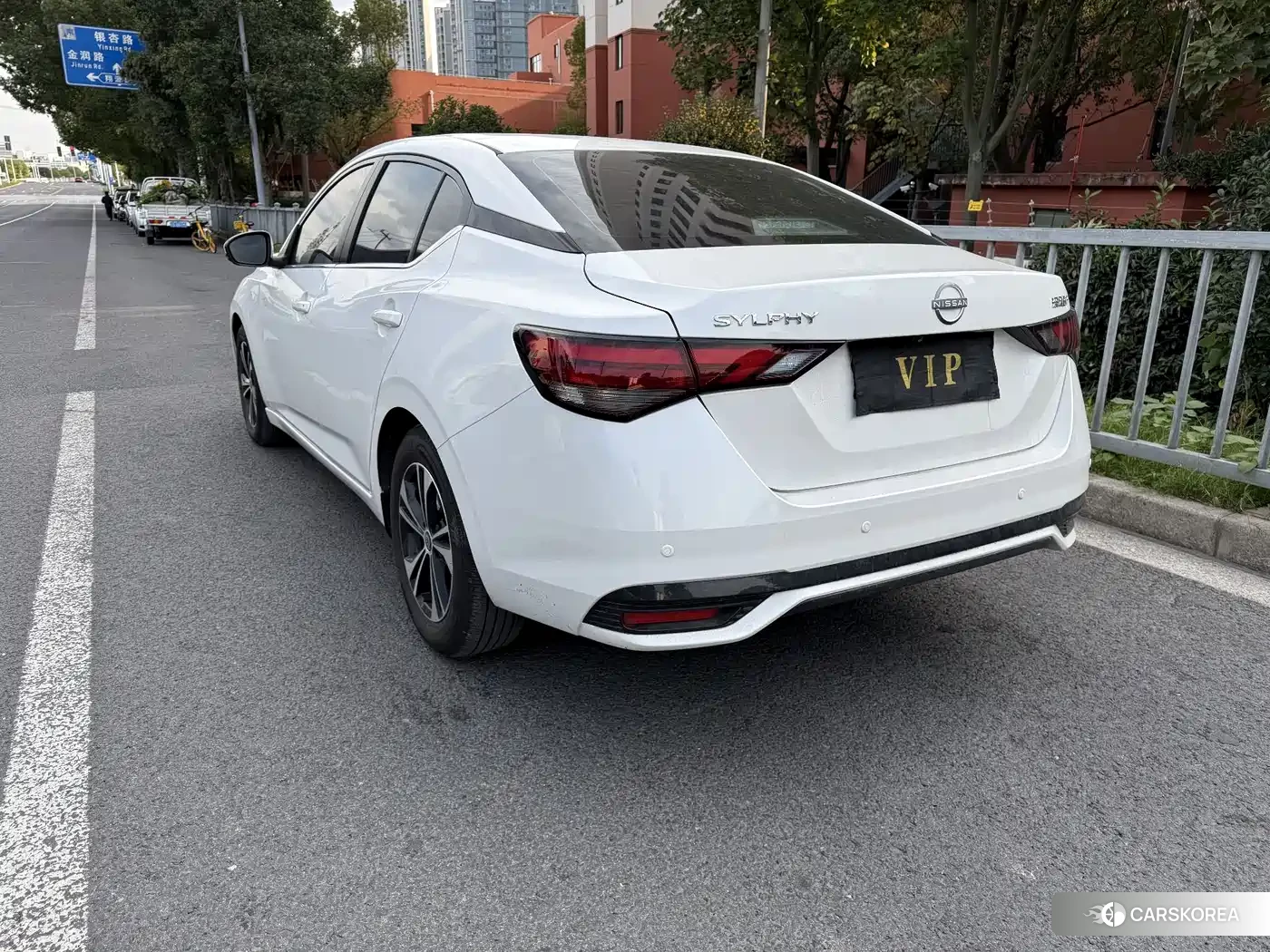 Nissan Sylphy 2025 Белый из Китая, фото 6