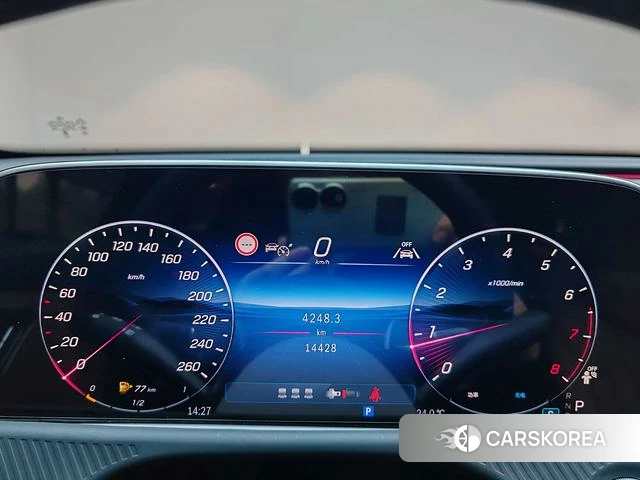 Mercedes-Benz E-Class 2025 Черный из Китая, фото 6