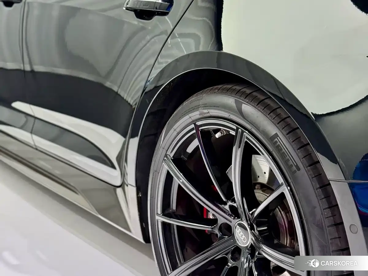 Audi RS 6 2025 Черный из Китая, фото 6