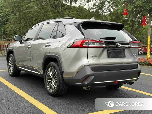 Toyota Wildlander 2023 Шампань из Китая, фото 6