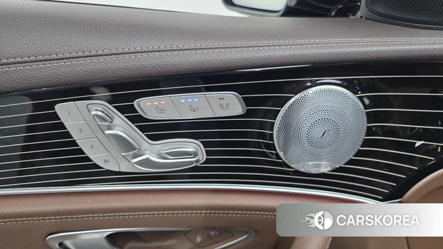 Mercedes-Benz E-Class W213 2019 Черный из Кореи, фото 6