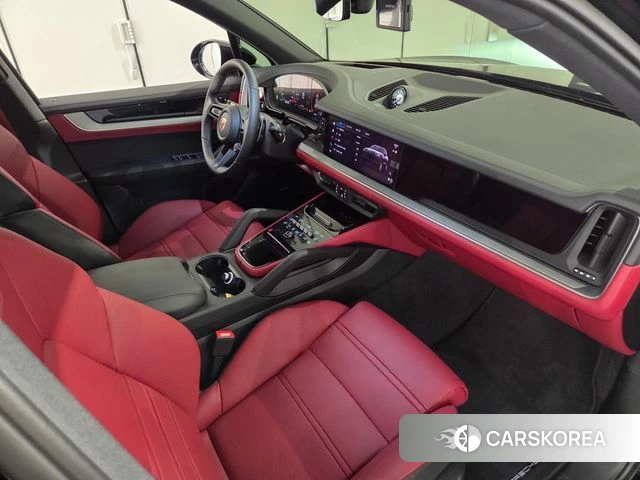 Porsche Cayenne (PO536) 2026 Черный из Кореи, фото 6