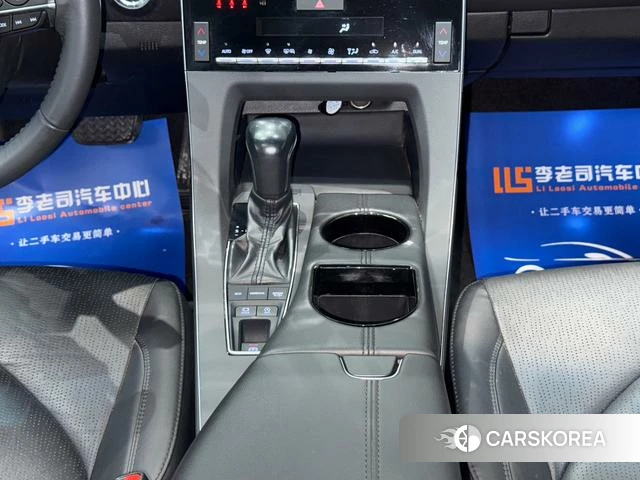 Toyota Avalon 2021 Серебристо-серый из Китая, фото 6