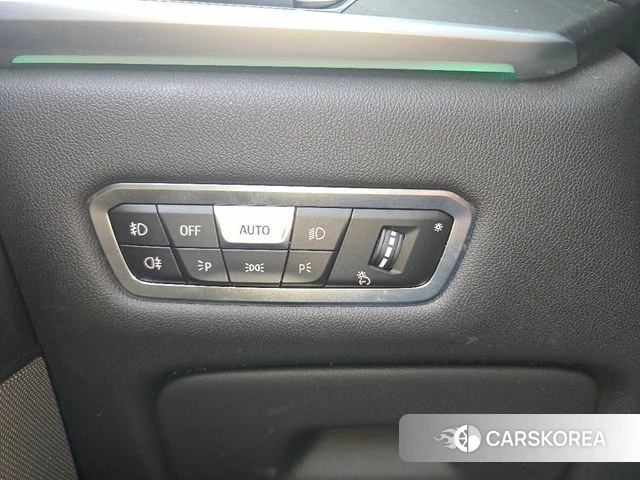 BMW X7 (G07) 2021 Светло-зеленый из Кореи, фото 6