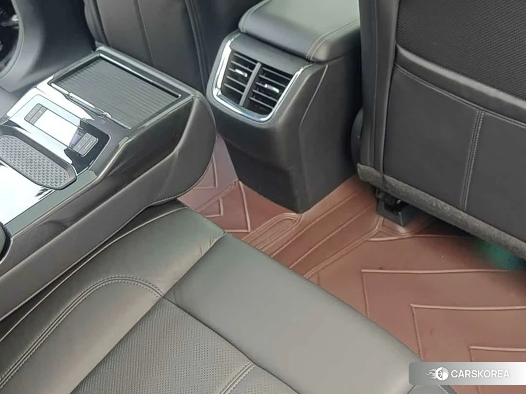 Ford Taurus 2019 Черный из Китая, фото 6