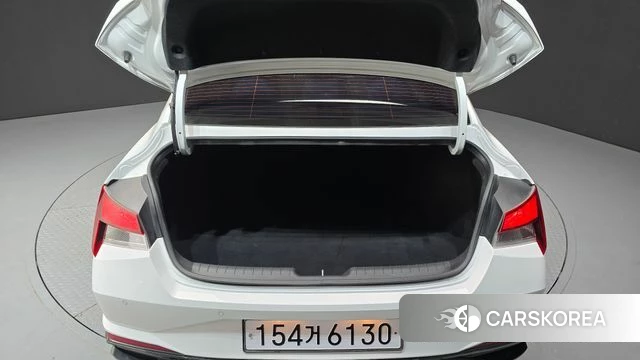 Hyundai Avante (CN7) 2023 Белый из Кореи, фото 6