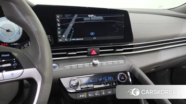 Hyundai Avante Hybrid (CN7) 2023 Белый из Кореи, фото 6