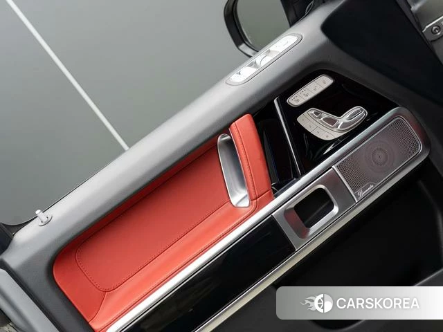 Mercedes-Benz AMG G-Class 2023 Серебристо-серый из Китая, фото 6