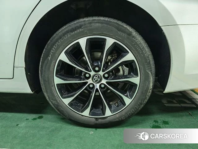 Toyota Avalon 2022 Белый из Китая, фото 6