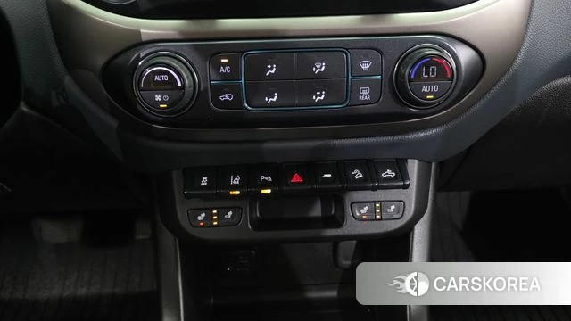 Chevrolet (GM Daewoo) Real New Colorado 2022 Белый из Кореи, фото 6