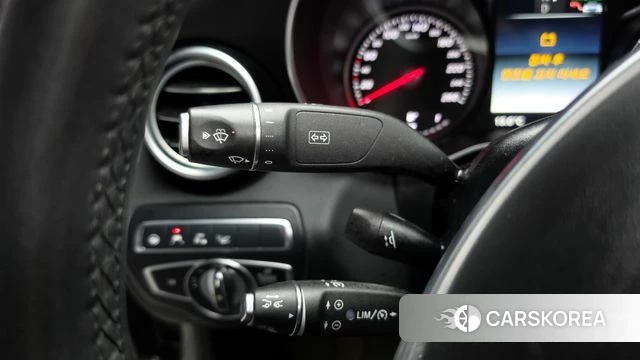 Mercedes-Benz C-Class W205 2018 Черный из Кореи, фото 6