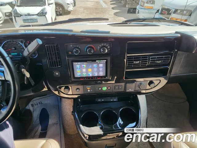 GMC Savana 2020 Белый из Кореи, фото 6