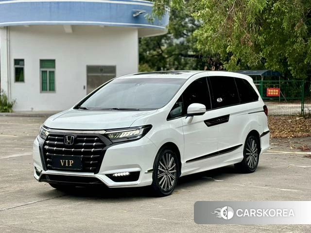 Honda Elysion 2022 Белый из Китая, фото 6