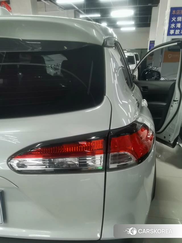 Toyota Frontlander 2024 Белый из Китая, фото 6
