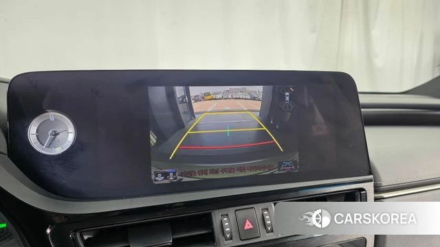 Lexus ES300h 7th generation 2021 Серебристо-серый из Кореи, фото 6