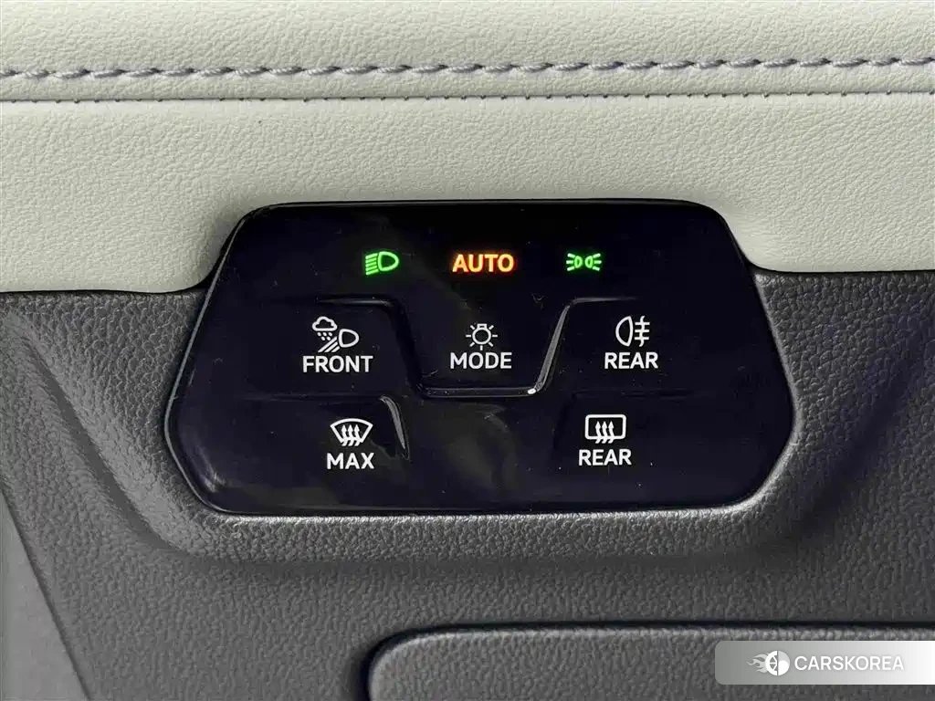 Volkswagen Touareg 2024 Черный из Китая, фото 6