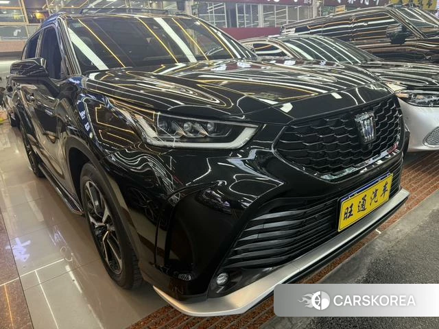 Toyota Crown 2023 Черный из Китая, фото 6
