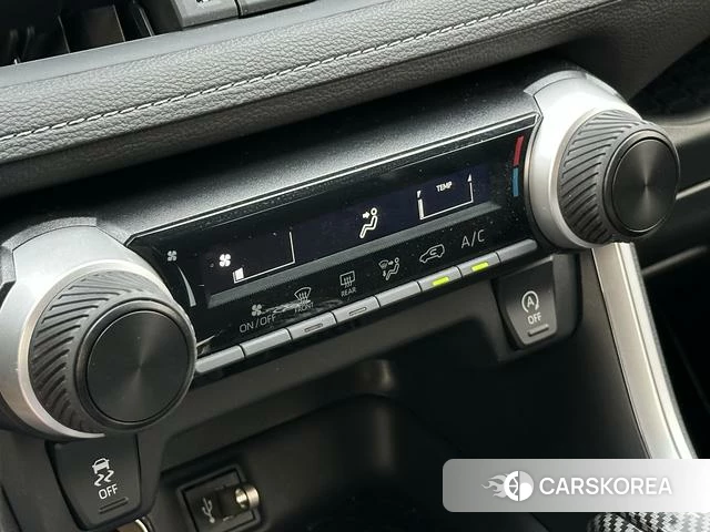 Toyota RAV4 2025 Черный из Китая, фото 6