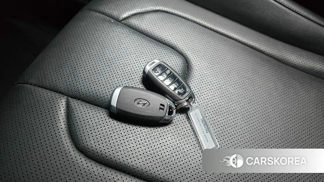 Hyundai Avante Hybrid (CN7) 2023 Белый из Кореи, фото 6