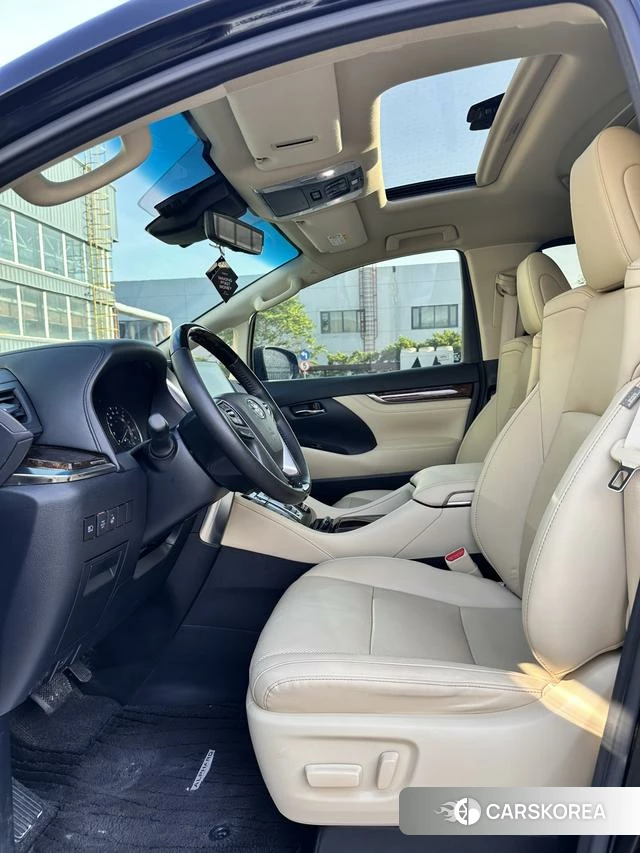 Toyota Alphard 2021 Черный из Китая, фото 6