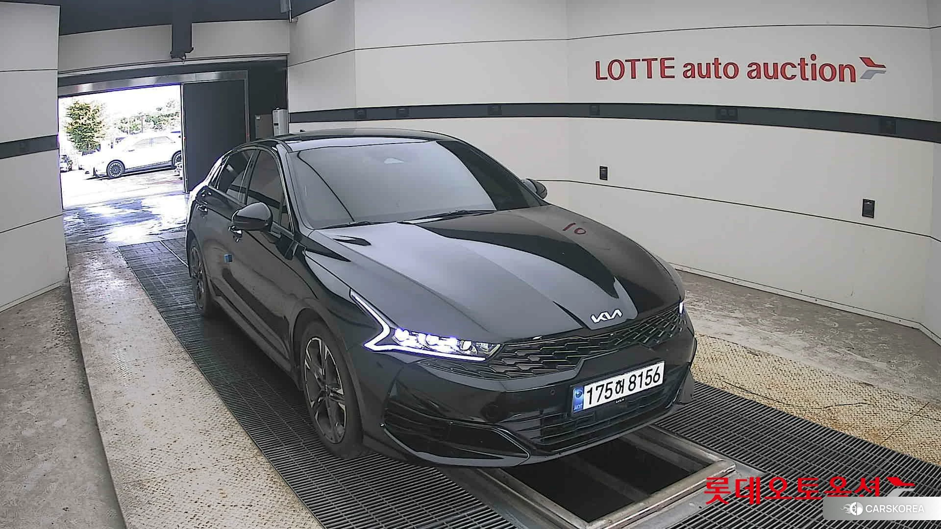 Kia K5 2023 Aurora Black Pearl из Кореи, фото 6