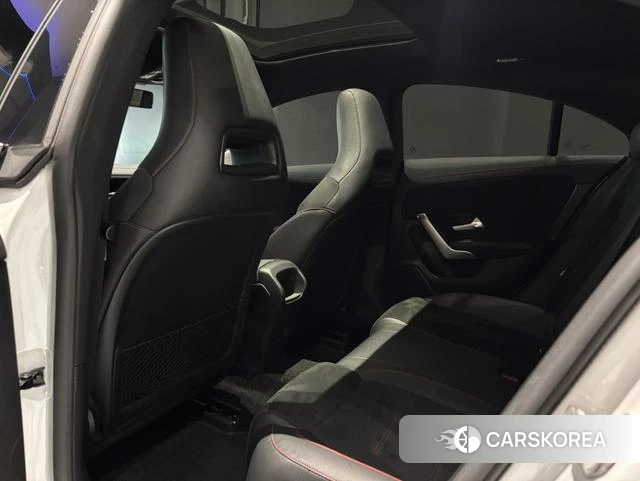Mercedes-Benz CLA 2021 Белый из Китая, фото 6