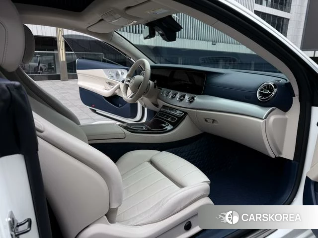 Mercedes-Benz E-Class 2021 Белый из Китая, фото 6