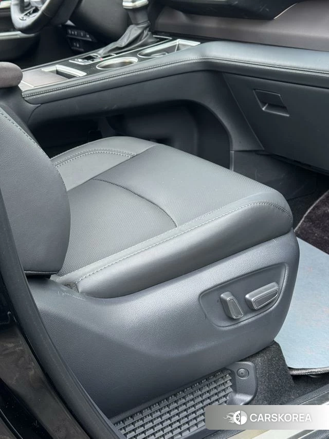 Toyota Sienna 2024 Черный из Китая, фото 6