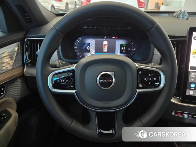 Volvo XC90 second Generation 2025 Белый из Кореи, фото 6
