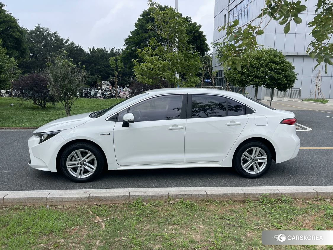 Toyota Levin 2020 Белый из Китая, фото 6