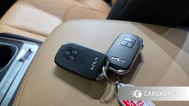Kia Carnival 4th generation 2023 Черный из Кореи, фото 6