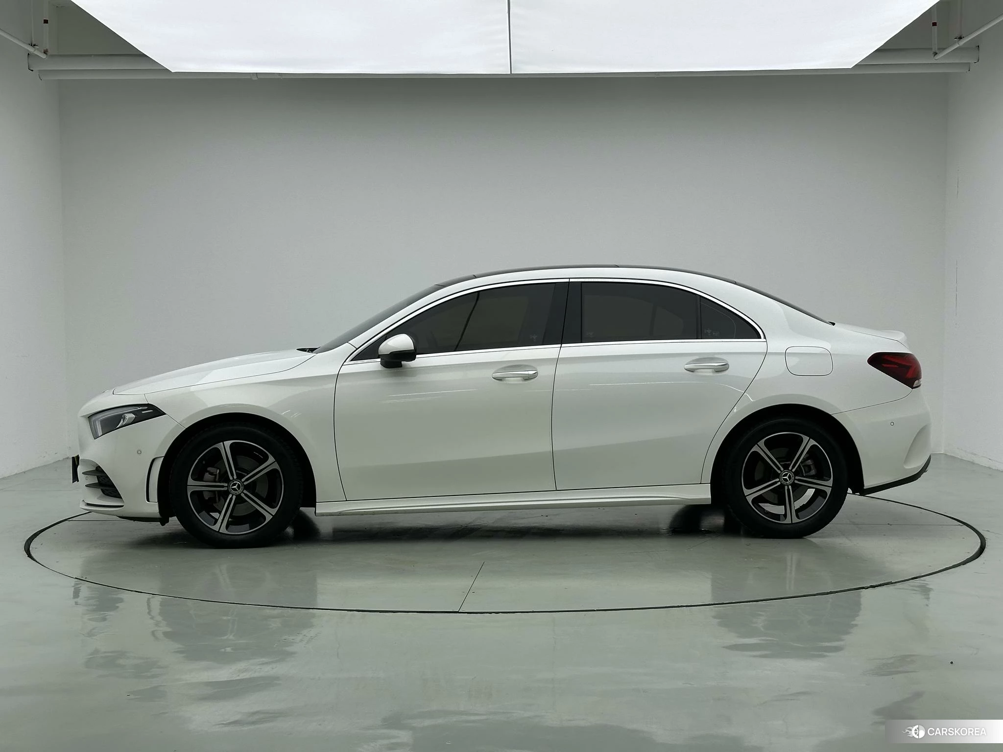 Mercedes-Benz A-Class 2022 Белый из Китая, фото 6