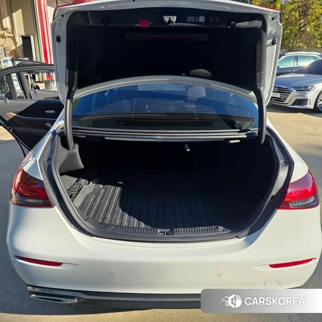 Mercedes-Benz E-Class W213 2023 Белый из Кореи, фото 6