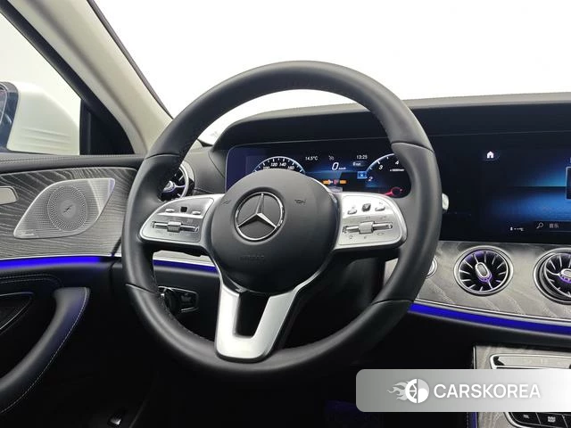 Mercedes-Benz CLS 2021 Белый из Китая, фото 6