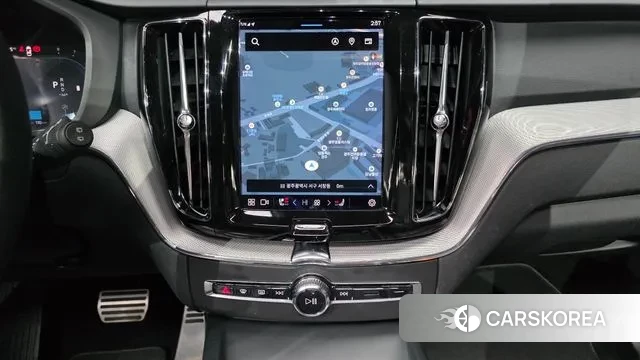 Volvo XC60 second Generation 2021 Черный из Кореи, фото 6